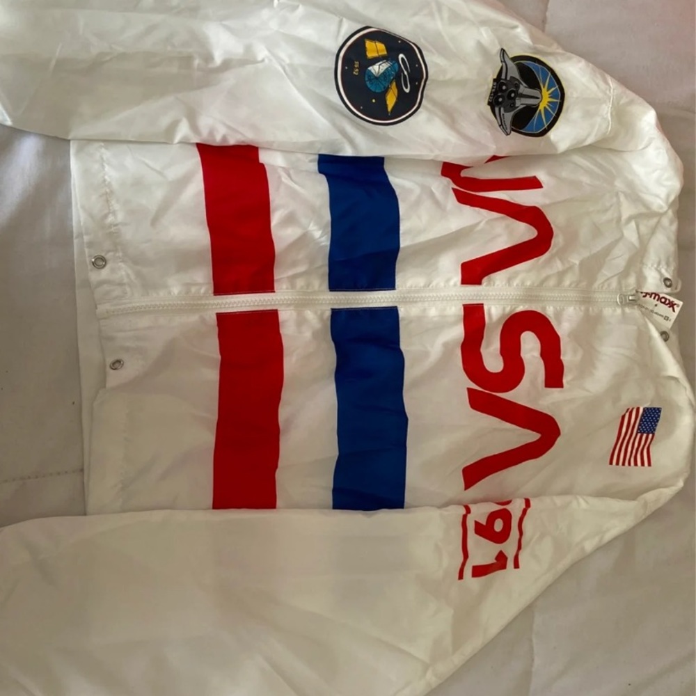 Windbreaker jacket